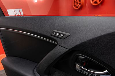 Toyota Avensis 2.0 Premium CVT