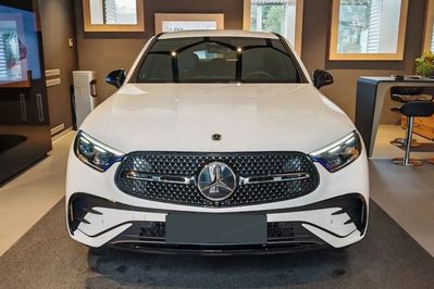Mercedes GLC Coupe 300 4-Matic AMG Line