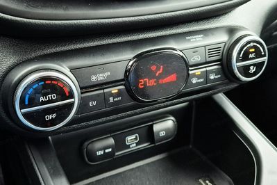 Kia Soul M + WIN