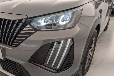 Peugeot 2008 ALLURE 1.2 PureTech