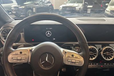 Mercedes CLA 180 mHEV AMG Line 7G-DCT