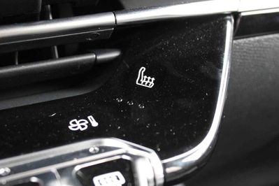 Peugeot 208 e-208 Allure