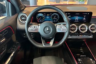 Mercedes GLB 200 4MATIC AMG Line