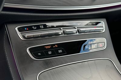 Mercedes E Klasa 220 d 4MATIC Avantgarde