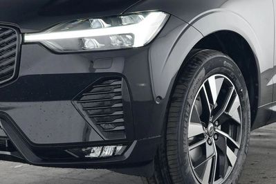 Volvo XC60 B5 B AWD Plus Dark aut