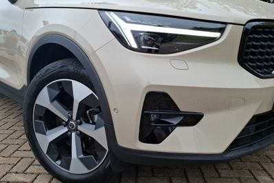 Volvo XC40 B4 Ultra Dark