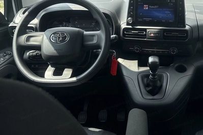 Toyota Proace City Verso Long 1.5 d-4D Business