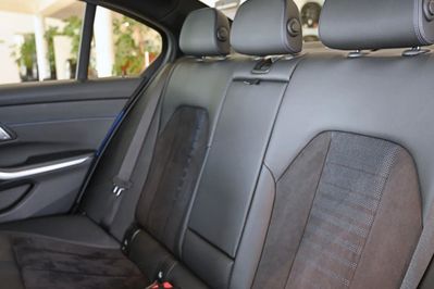 BMW Seria 3 330i xDrive M Sport aut