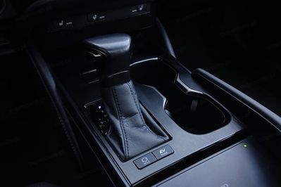 Lexus ES 300H Business Edition