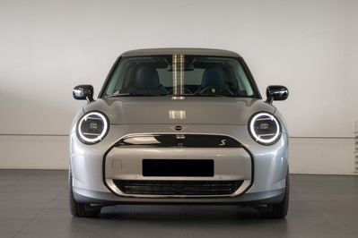 Mini Mini Cooper SE Linia Essential