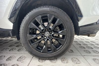 Toyota RAV4 Selection 2.5 Hybrid