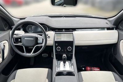Land Rover Discovery Sport 2.0 D200 mHEV Urban Edition aut