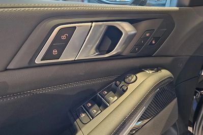 BMW X5 M60i xDrive