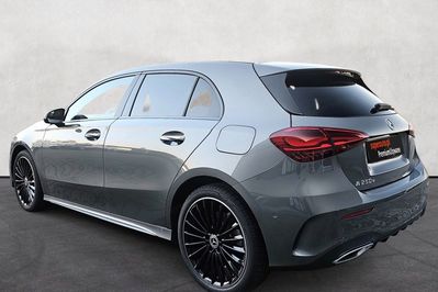 Mercedes Klasa A 250 e PHEV AMG Line 8G-DCT