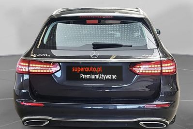 Mercedes E Klasa 220 d 4MATIC Avantgarde