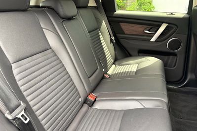 Land Rover Discovery Sport D200 AWD S