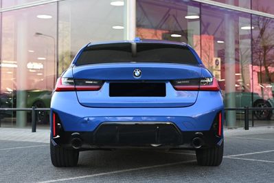 BMW Seria 3 330i xDrive M Sport