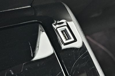 Peugeot 2008 GT 1.2 PureTech EAT8