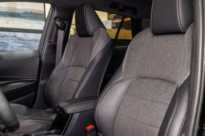 Toyota Corolla 1.8 Hybrid Style