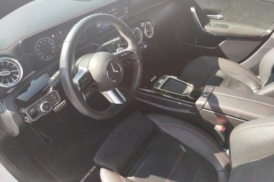 Mercedes CLA 200 AMG Line 7G-DCT