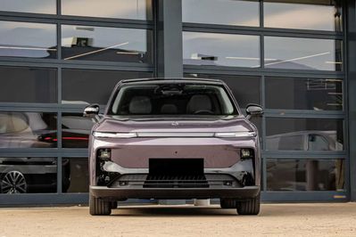 Leapmotor B10 Design Hybrid EV 18,8 kWh