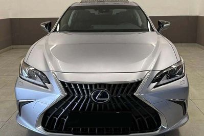 Lexus ES 300h Business Edition 2.5 E-CVT
