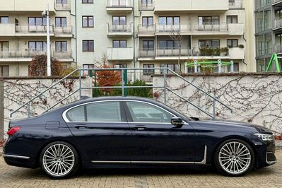 BMW Seria 7 750i xDrive