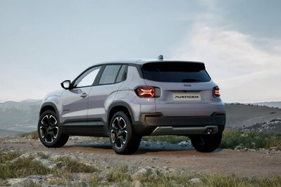 Jeep Avenger Summit 1.2 mHEV e-DCT6