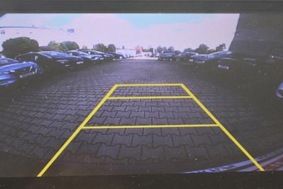 Mitsubishi Outlander Invite + 2WD