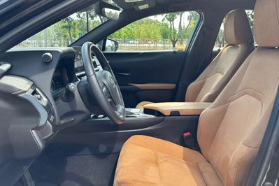 Lexus UX 250h GPF Business 2WD