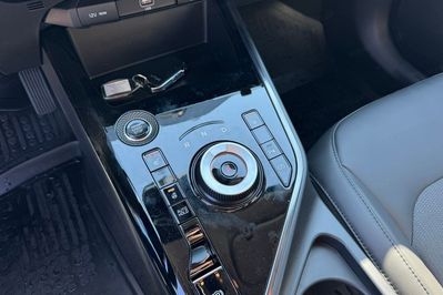 Kia Niro 1.6 Gdi Hybrid l