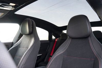 Mercedes CLA 220 4-Matic AMG Line