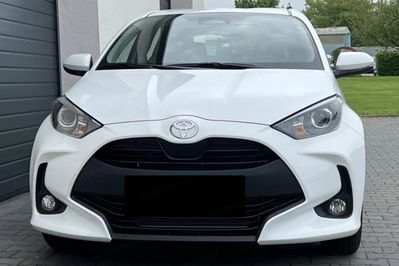 Toyota Yaris Comfort 1.5 Hybrid