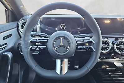 Mercedes Klasa A 220 4MATIC AMG Line