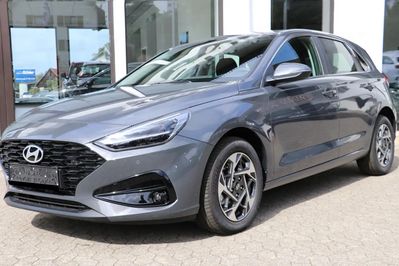 Hyundai i30 1.6 T-GDI Smart DCT