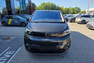 Opel Vivaro XL L2H1 EAT8 Zabudowa Brygadowa