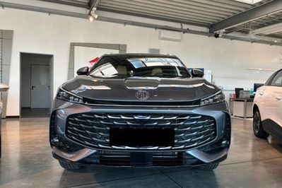 MG HS Excite 1.5 T-GDi AT DCT