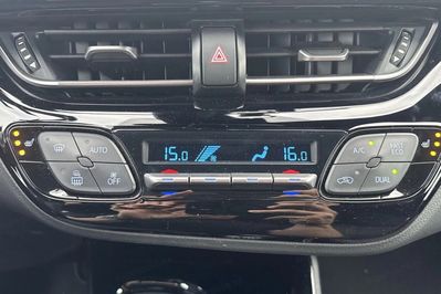 Toyota C-HR 2.0 Hybrid Style