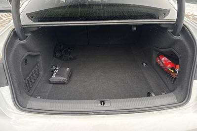 Audi A4 35 TFSI Advanced