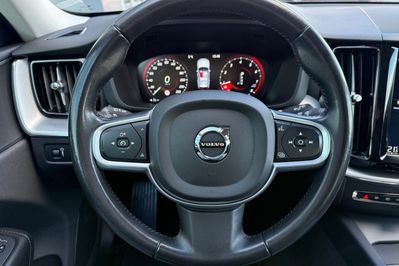 Volvo XC60 T4 Momentum Pro aut