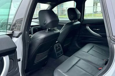 BMW Seria 3 320i M Sport