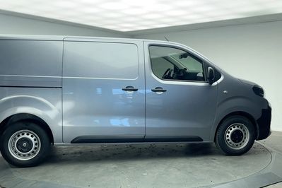 Peugeot Expert XL L2H1 EAT8
