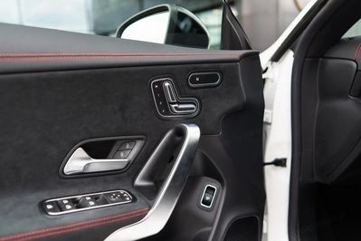 Mercedes CLA Shooting Brake 200 AMG Line