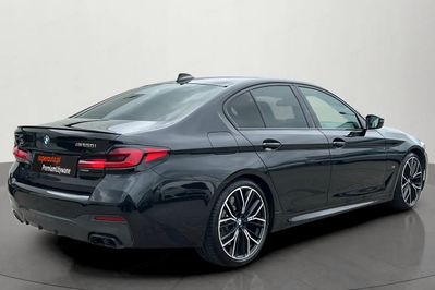 BMW Seria 5 M550i xDrive