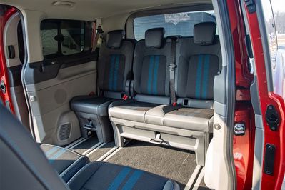 Ford Tourneo Custom L1H1 PHEV Sport AT