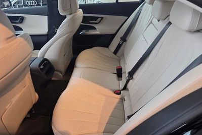 Mercedes E Klasa 200 4-Matic Avantgarde 9G-Tronic