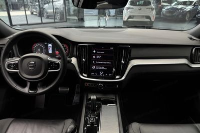 Volvo S60 T5 R-Design