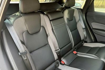 Volvo XC60 T4 R-Design