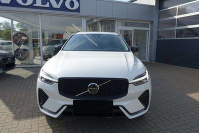 Volvo XC60 B5 AWD Plus Dark