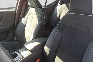 Volvo XC40 B3 Plus Dark aut